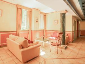 Appartements Studio in Montbrun Castle with Pool : photos des chambres