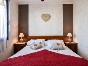 Villa with indoor pool,jacuzzi,sauna