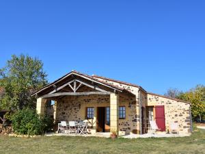 Lavish Home in Montferrand du P rigord Aquitaine with Pool