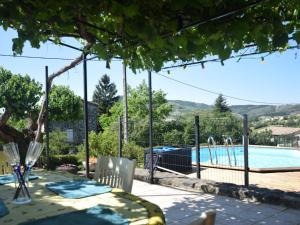 Maisons de vacances A beautiful completely renovated village house with private swimming pool : photos des chambres