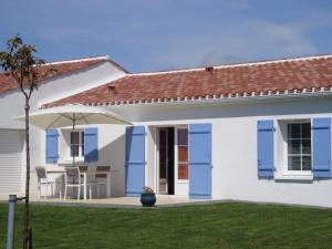 Maisons de vacances Modern holiday home with a garden near the beach : photos des chambres