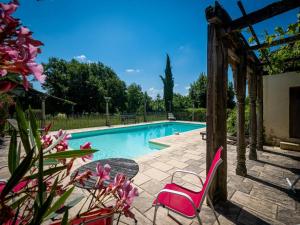 Villas A spacious and beautifully restored rural farmhouse with private pool : photos des chambres