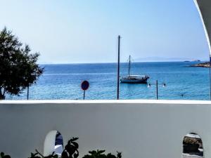 Pleasant Apartment in Piso Levadi near Kalogeros Beach Paros Greece