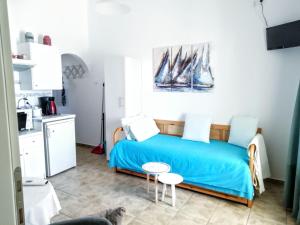 Pleasant Apartment in Piso Levadi near Kalogeros Beach Paros Greece