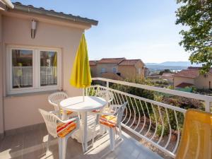 Luxurious Apartment in Sveti Vid-Miholjice with Terrace 