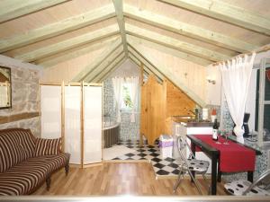 Traditional house with two apartments