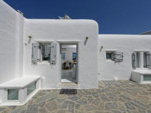 Grand Villa in Mykonos with private pool and garden Myconos Greece