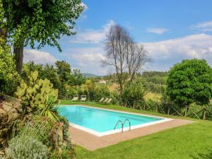 Holiday Home Monte with Pool and Forest Trails