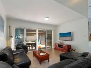 Seachange Townhouse 4 - Hawks Nest