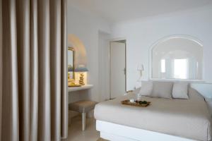 Andromeda Villas & Spa Resort Santorini Greece