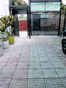 Nhà nghỉ Đế Vương