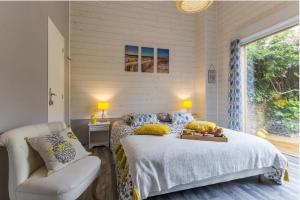 B&B / Chambres d'hotes LES PIEDS DANS L'EAU : photos des chambres