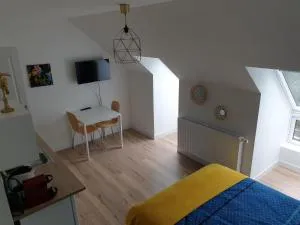 Studio 5 Henriville - Dury