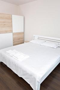 Casa din Vie, Piscină Încălzită, întreaga locație la 15min de centrul orașului Oradea