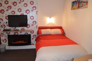 Apartment 2 room in Ayrton House Holiday Apartments