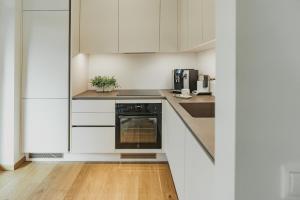 ÖÖ Street Premium Apartment with Terrace