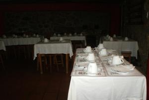 Comfortable Apartment in Seia with Terrace and Fireplace