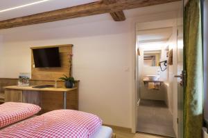 Standard Queen Room room in Hotel Restaurant Hirschen