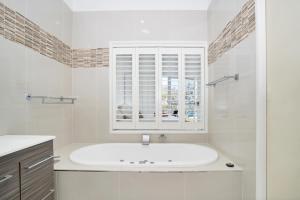 Marina Beach Holiday Home