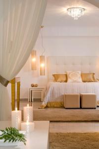 Gold Suites - Small Luxury Hotels of the World Santorini Greece