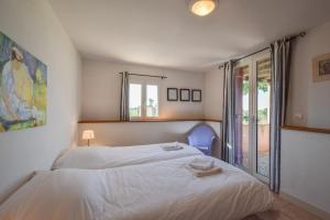 Hotels Domaine d'Essendieras : photos des chambres