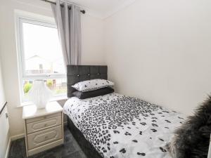 91 Waterside Park