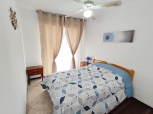 Sunny apartment near the beach