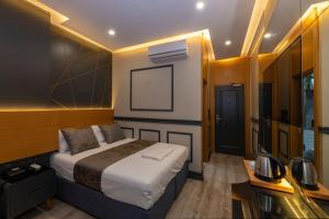 Deluxe Single Room room in Confores Hotel