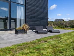 8 person holiday home in Ringkøbing