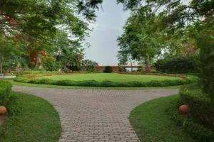 Sinclairs Retreat Dooars, Chalsa - Chālsa