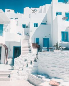 Andromeda Villas & Spa Resort Santorini Greece