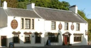 Laird And Dog Inn - Lasswade