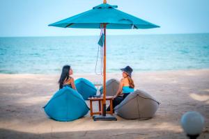 Khanom Sea Beach Resort