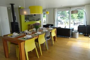 Le Son du Silence, gite 8 personnes avec sauna au bord du lac de Robertville et au pied des Hautes Fagnes