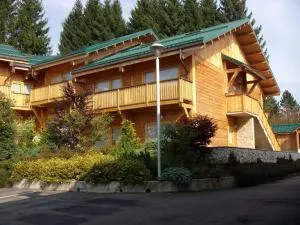 伦多拉酒店 - 阿夏戈