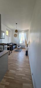 Appartements a 5 minutes de la mer a pied : photos des chambres