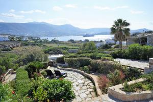 Blue Paradise Beach House with Pool access Paros Greece