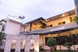 Saung Balibu Hotel - Tangkubanperahu