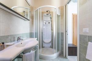 Triple Room room in Hotel Baya Strand