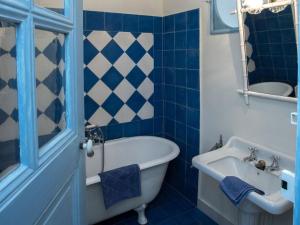 B&B / Chambres d'hotes Chateau de la Rue : Suite - Vue sur Jardin