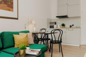 L Ajax Airport Bitwy Warszawskiej