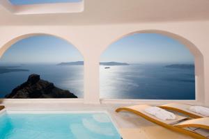 Gold Suites - Small Luxury Hotels of the World Santorini Greece