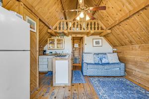 Studio room in Sunny Acres Cabin