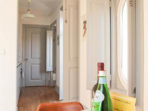 Sao bento stylish cozy apt with ac balcony