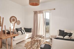 Volcano Luxury Suites Milos Milos Greece