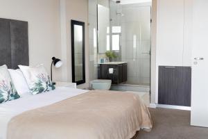 Menlyn Apartment - 2 Bedroom Apartment