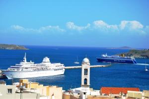 Pefkakia Park Syros Greece