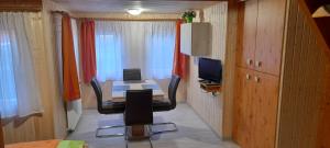 Two-Bedroom Apartment room in Kéri Apartman