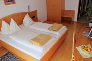 Double Room room in Garni Hotel Villa Tamara