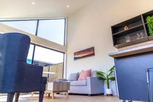 Magic On Maryburn - The Pink Room - 特威泽尔